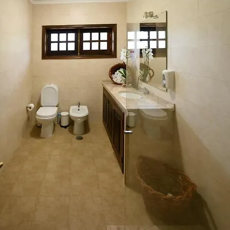Hostal Greenside Of Sea