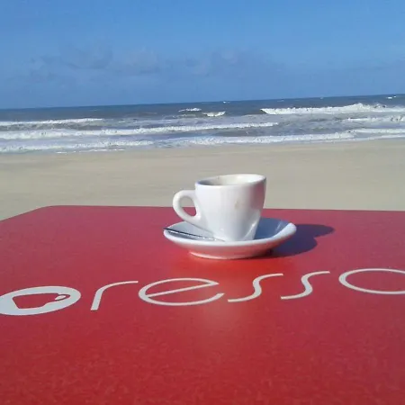 Hostel Greenside Of Sea