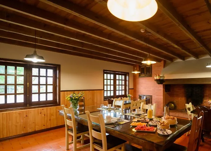 بيت شباب Greenside Of Sea