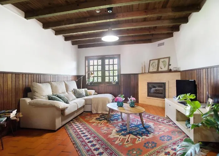 Greenside Of Sea بيت شباب